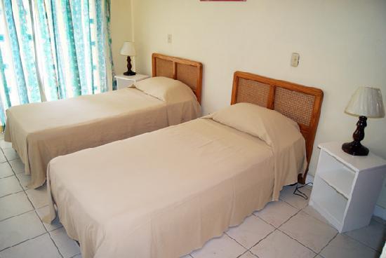 Carib Blue Apartments Oistins Exterior photo