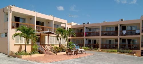 Carib Blue Apartments Oistins Exterior photo